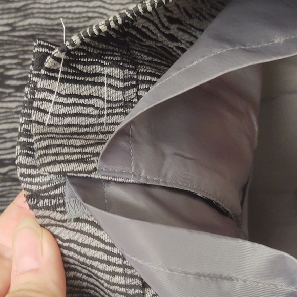 *SOLD* NWOT Ann Taylor Skirt Size 10 - Picture 7 of 10